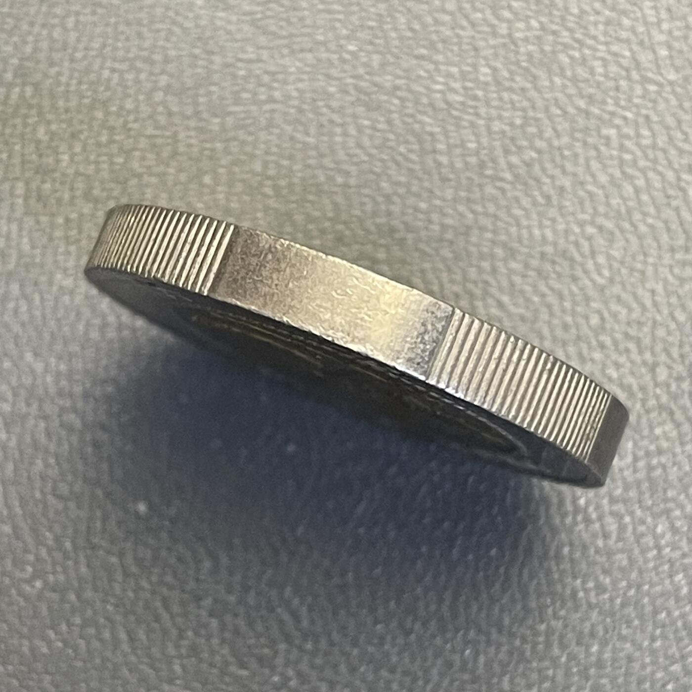 回流0119 全新 香港1994年拾圆双金属币