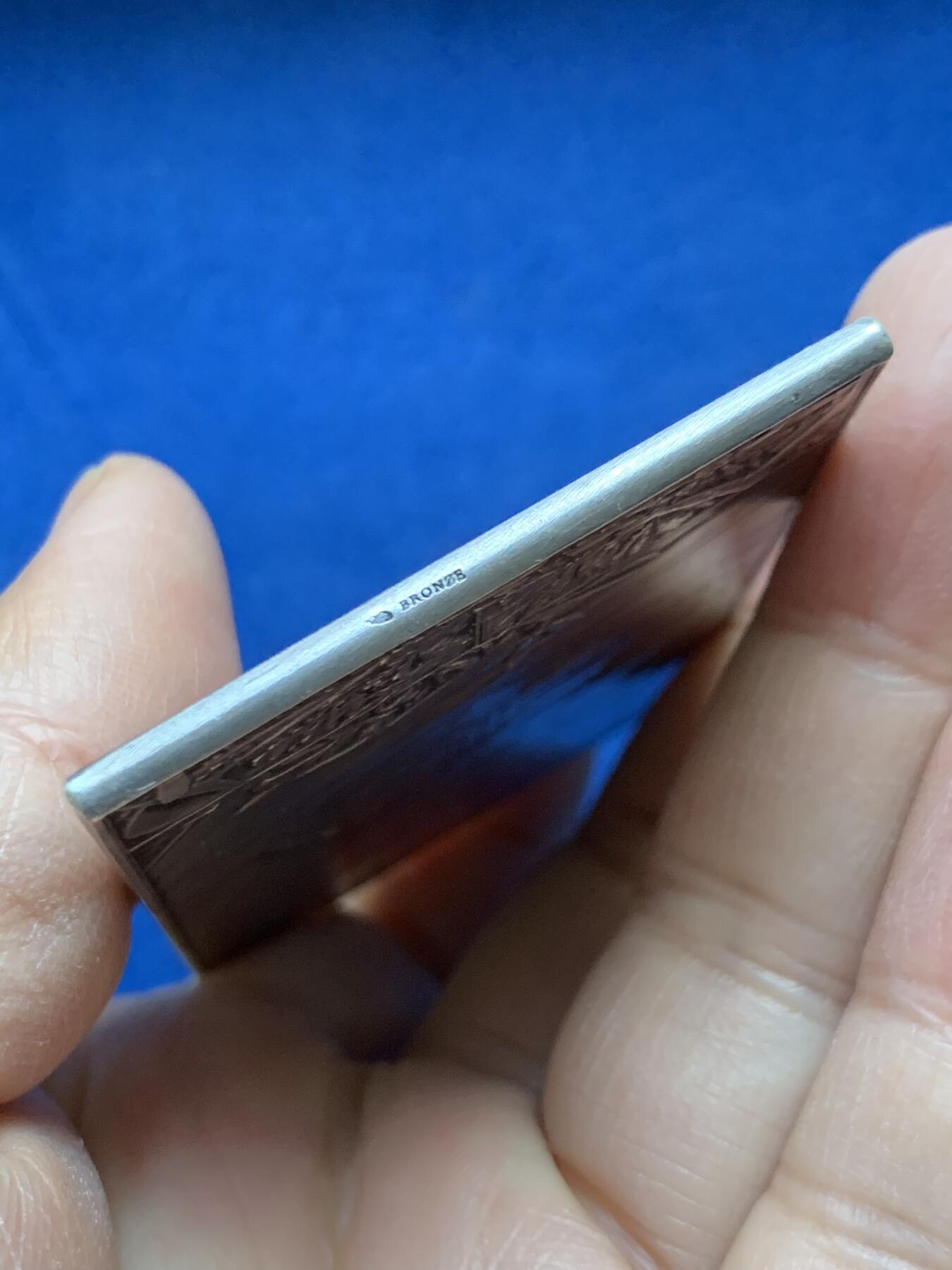 《竞宝斋》第458场 周日，周一，周二   3场连拍 （全场包邮）欢迎送拍 法国纪念章 1899年法国新艺术纪念章 法国朗斯矿业公司定制纪念章 镀银铜章 雕刻大师：O.Roty 直径：48.3*68mm，重量：75.2g，