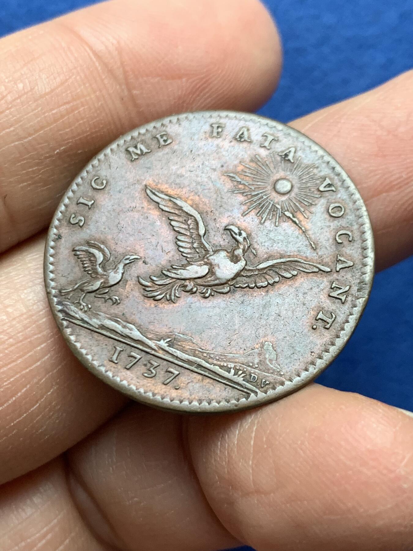 《竞宝斋》第458场 周日，周一，周二   3场连拍 （全场包邮）欢迎送拍 法国勃艮第孔代亲王家族徽章铜质代币，8.96g，30.3mm