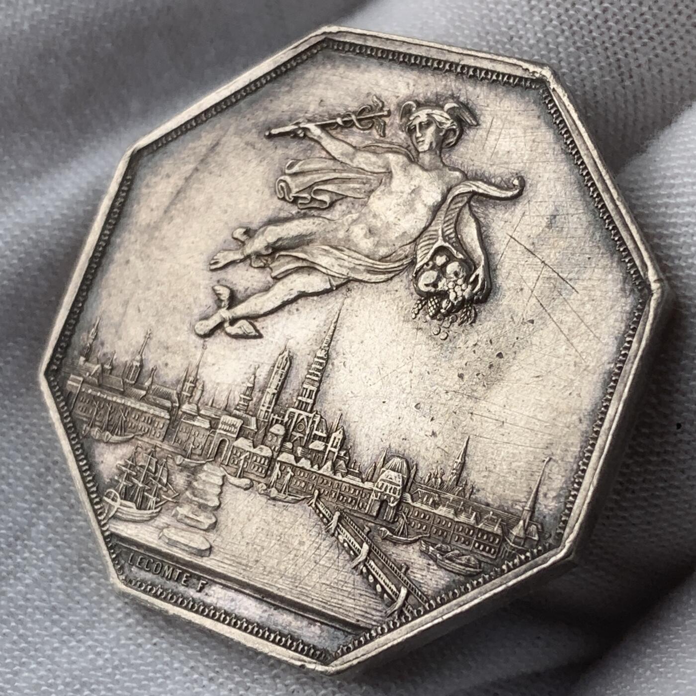 掌中浮雕-藏着的欧洲第049场