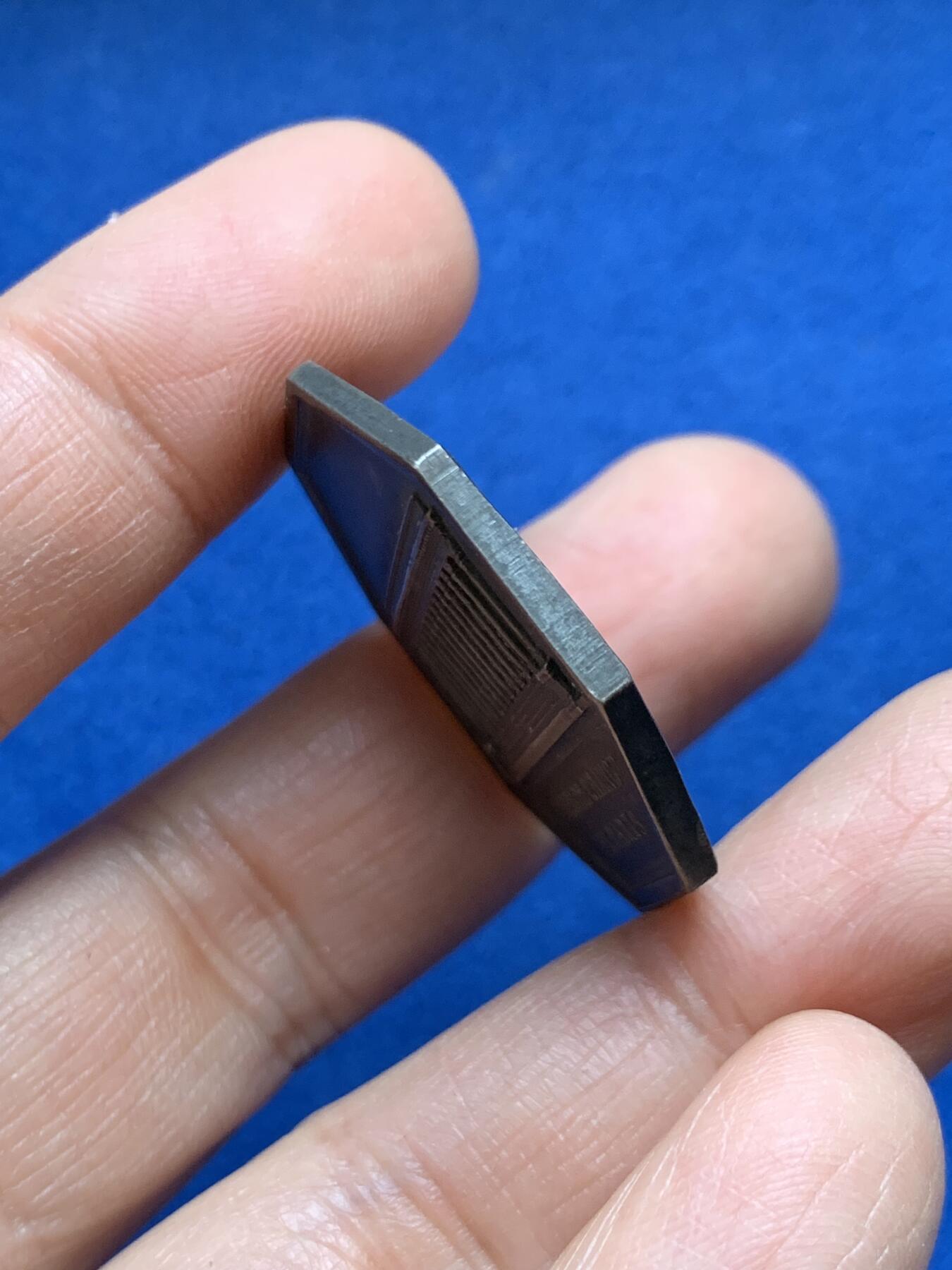 《竞宝斋》第458场 周日，周一，周二   3场连拍 （全场包邮）欢迎送拍 法国八角银质代币，路易十八睡衣半身像巴黎证券交易所，边上流银，无磕无碰，16.22g，32.5mm，早期无边铭