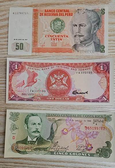 【币将精彩】纸币杂项拍卖（2026-1-25） - 外国纸币一组3枚