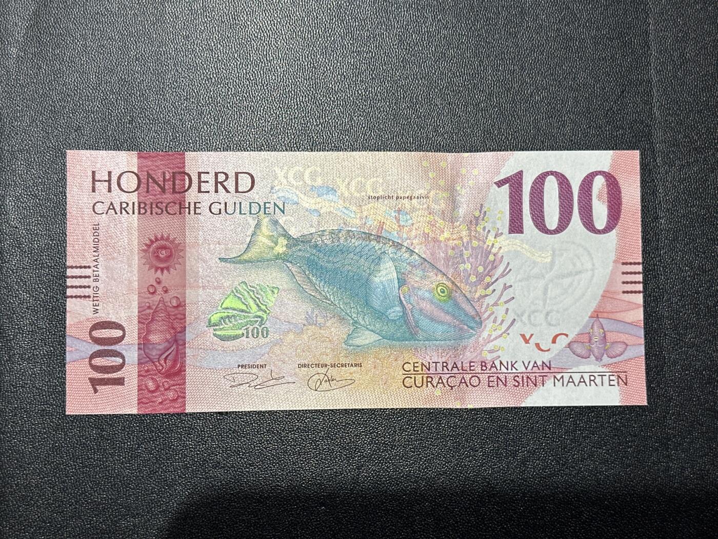 《外钞收藏家》第六百零二期（精品场）（本平台长期征集拍品、欢迎藏友们联系合作）