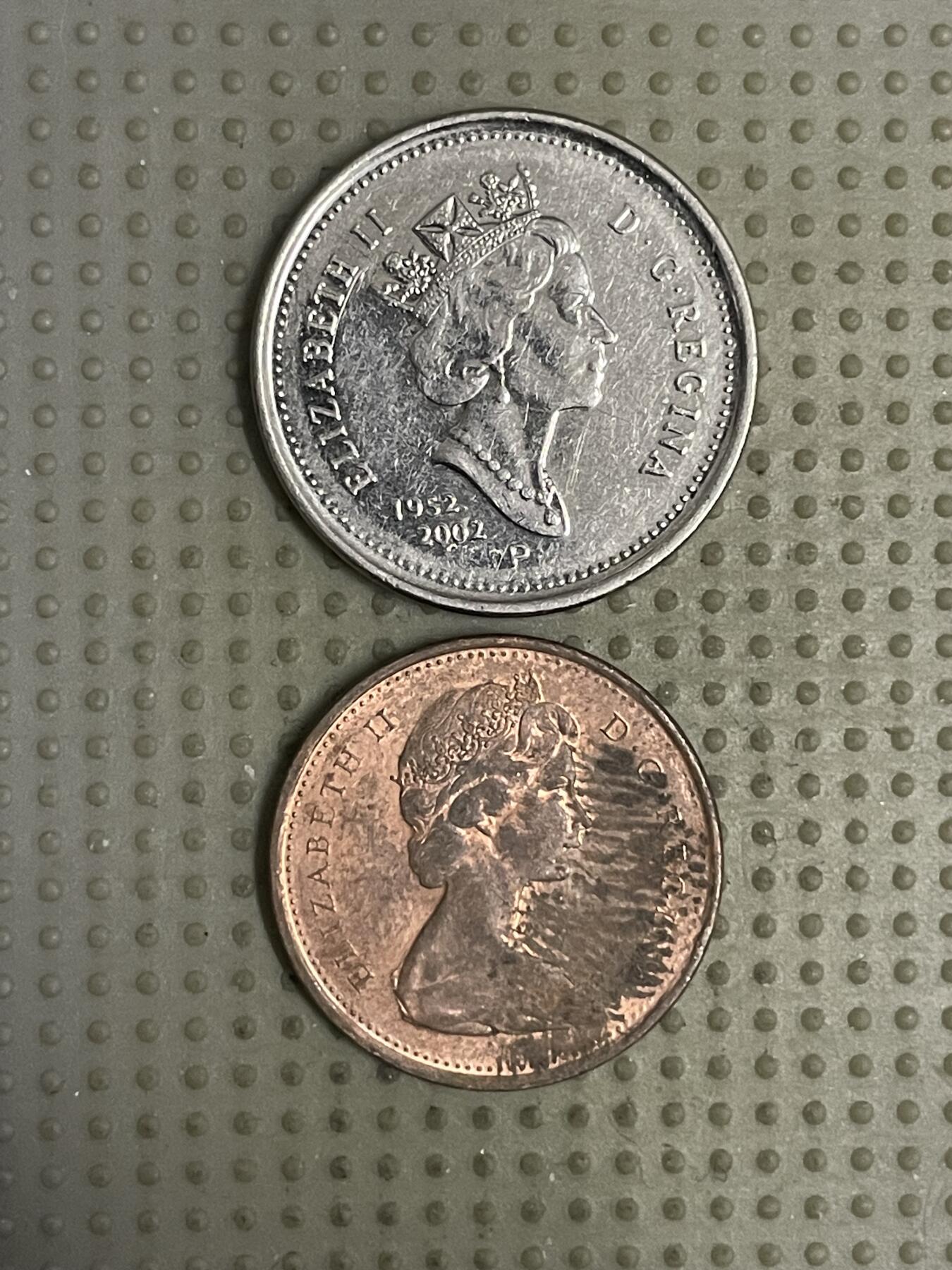 2026年第11场各国散币拍卖（总第161场）16.17两天外出，18号可以发货 加拿大纪念币2枚