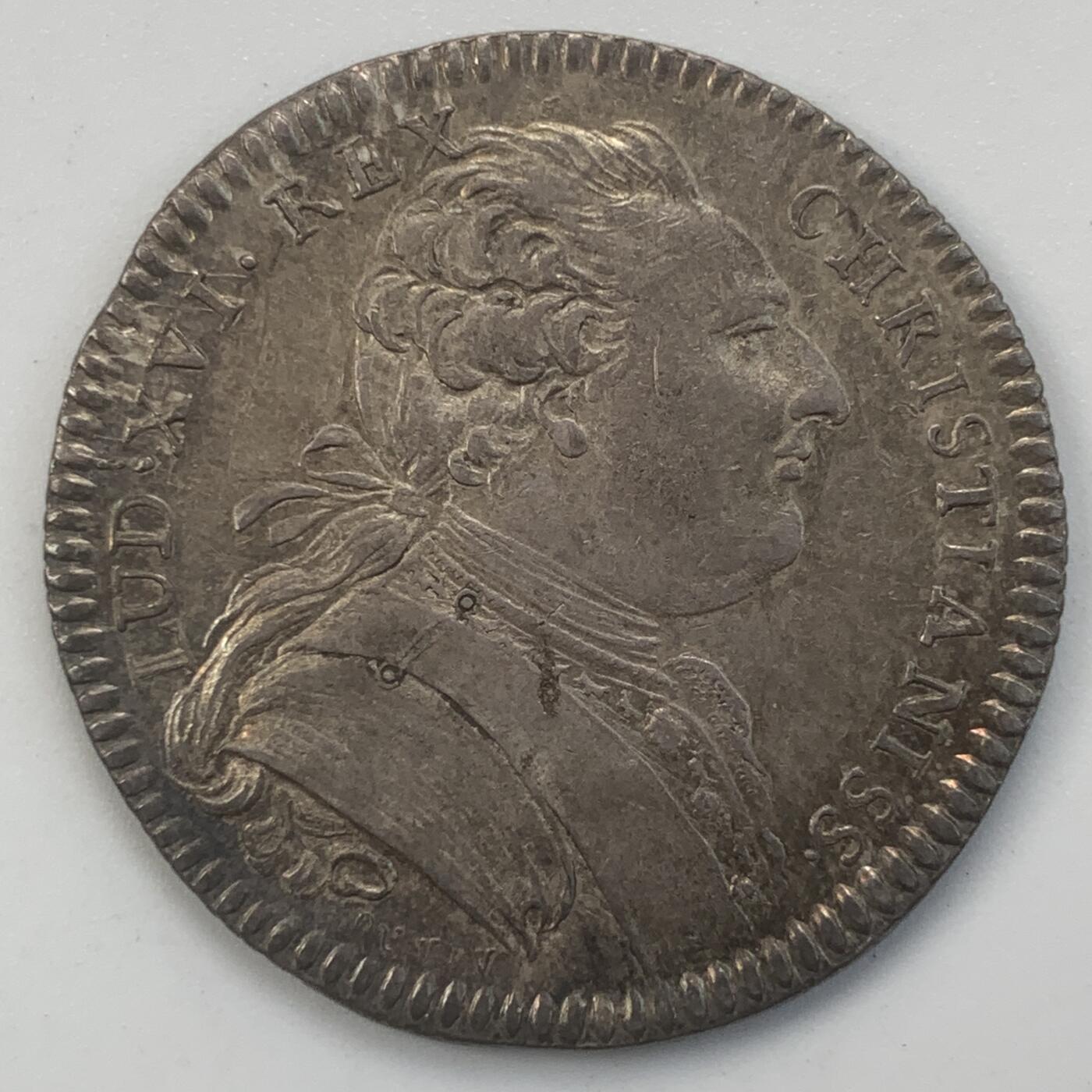 掌中浮雕-藏着的欧洲第049场