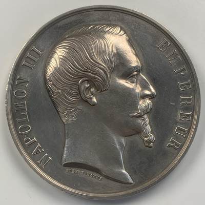 掌中浮雕-藏着的欧洲第049场 - 1855年法国巴黎世博会银奖章 ,60mm，125g ，品相很好，送合适的亚克力盒子,