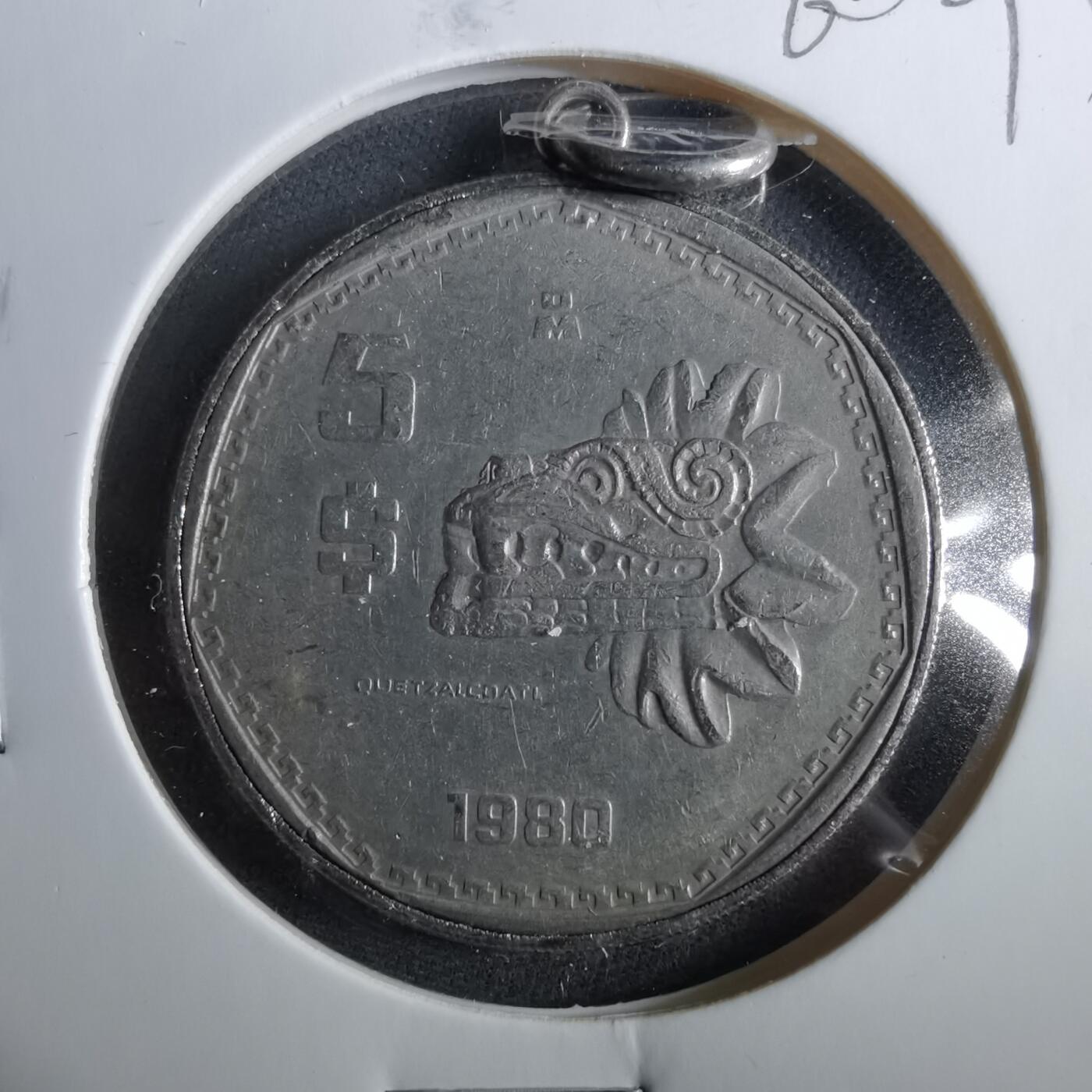 沼泽如烟--第960场 墨西哥1980年5比索吊坠