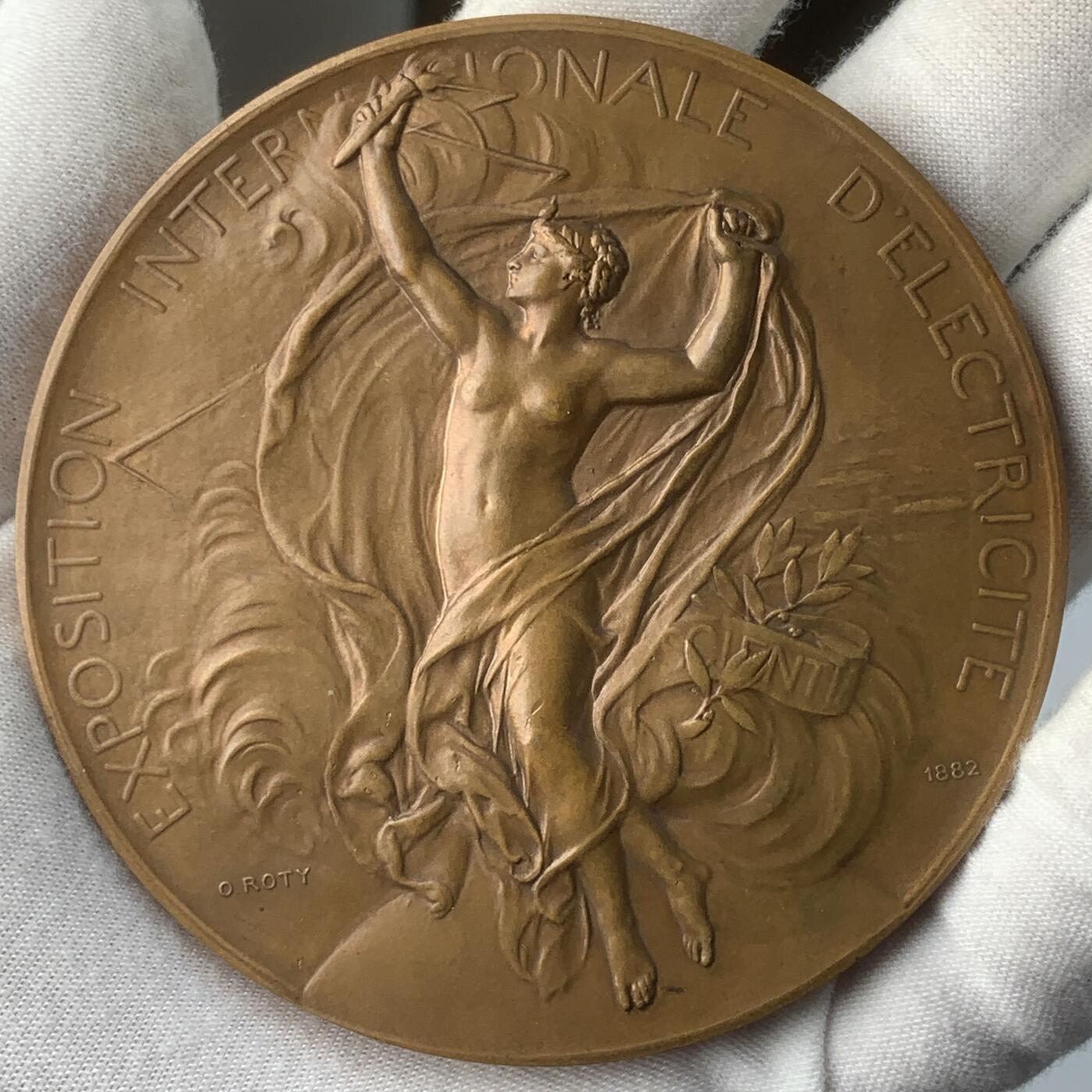掌中浮雕-藏着的欧洲第049场 1882年巴黎国际电力博览会铜章，80mm，O.Roty雕刻