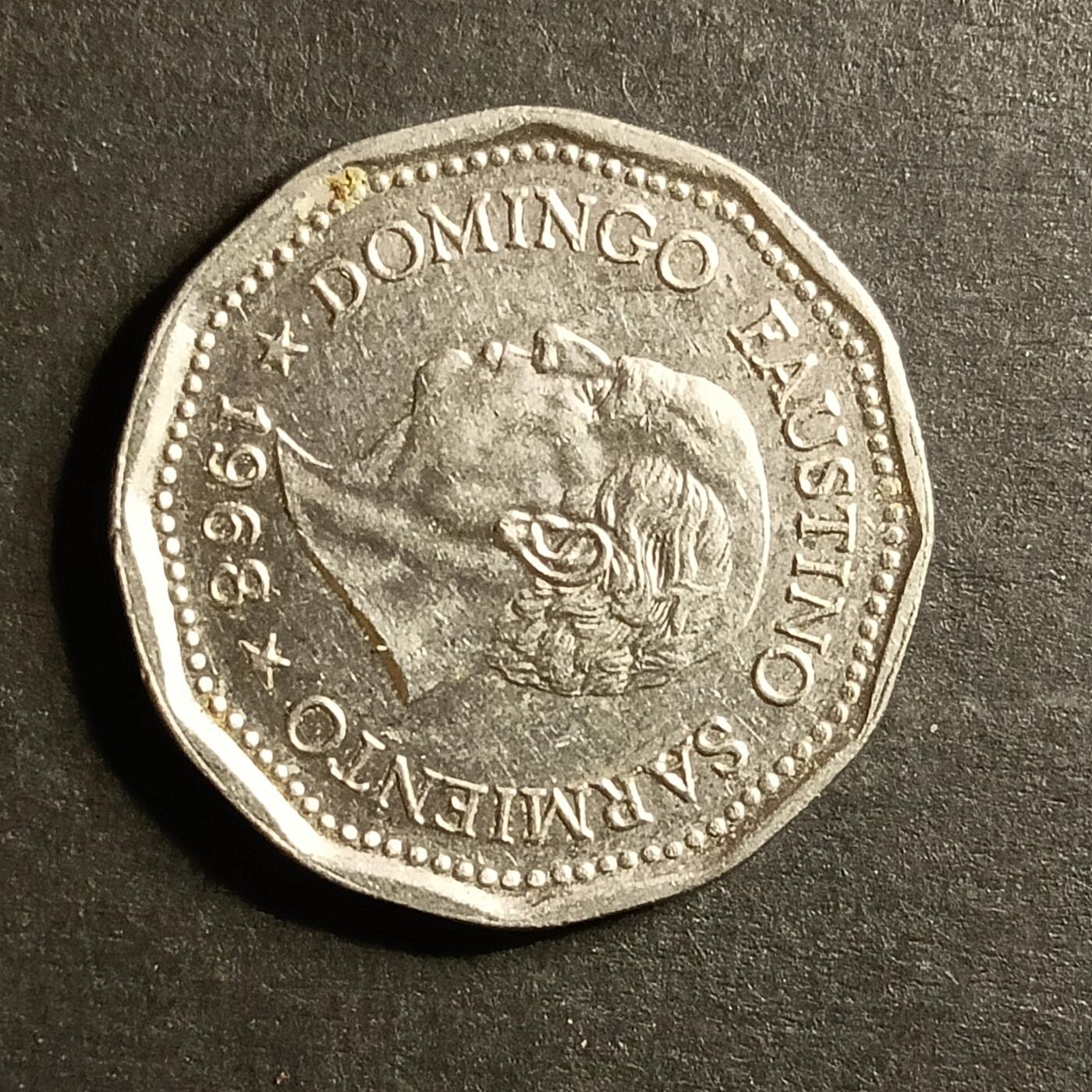 逸泉钱币2026A世界散币纸币纪念币专场A第一场 39 阿根廷25比索纪念币