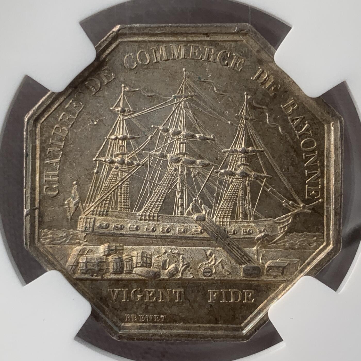 掌中浮雕-藏着的欧洲第049场