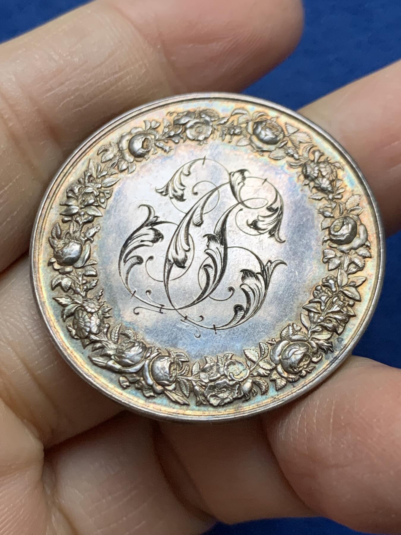 《竞宝斋》第458场 周日，周一，周二   3场连拍 （全场包邮）欢迎送拍 法国结婚纪念银章，22.06g，36.3mm，丰饶角边铭