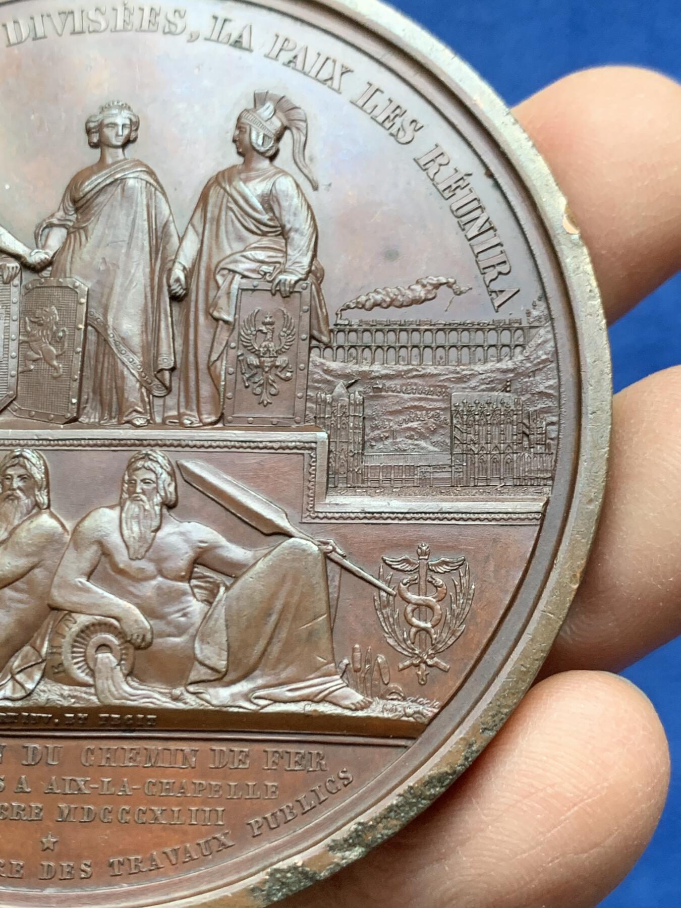 《竞宝斋》第458场 周日，周一，周二   3场连拍 （全场包邮）欢迎送拍 比利时1843年利奥波德一世头像亚琛至韦尔维耶铁路开通纪念铜章，超高浮雕，229.9g，72.3mm