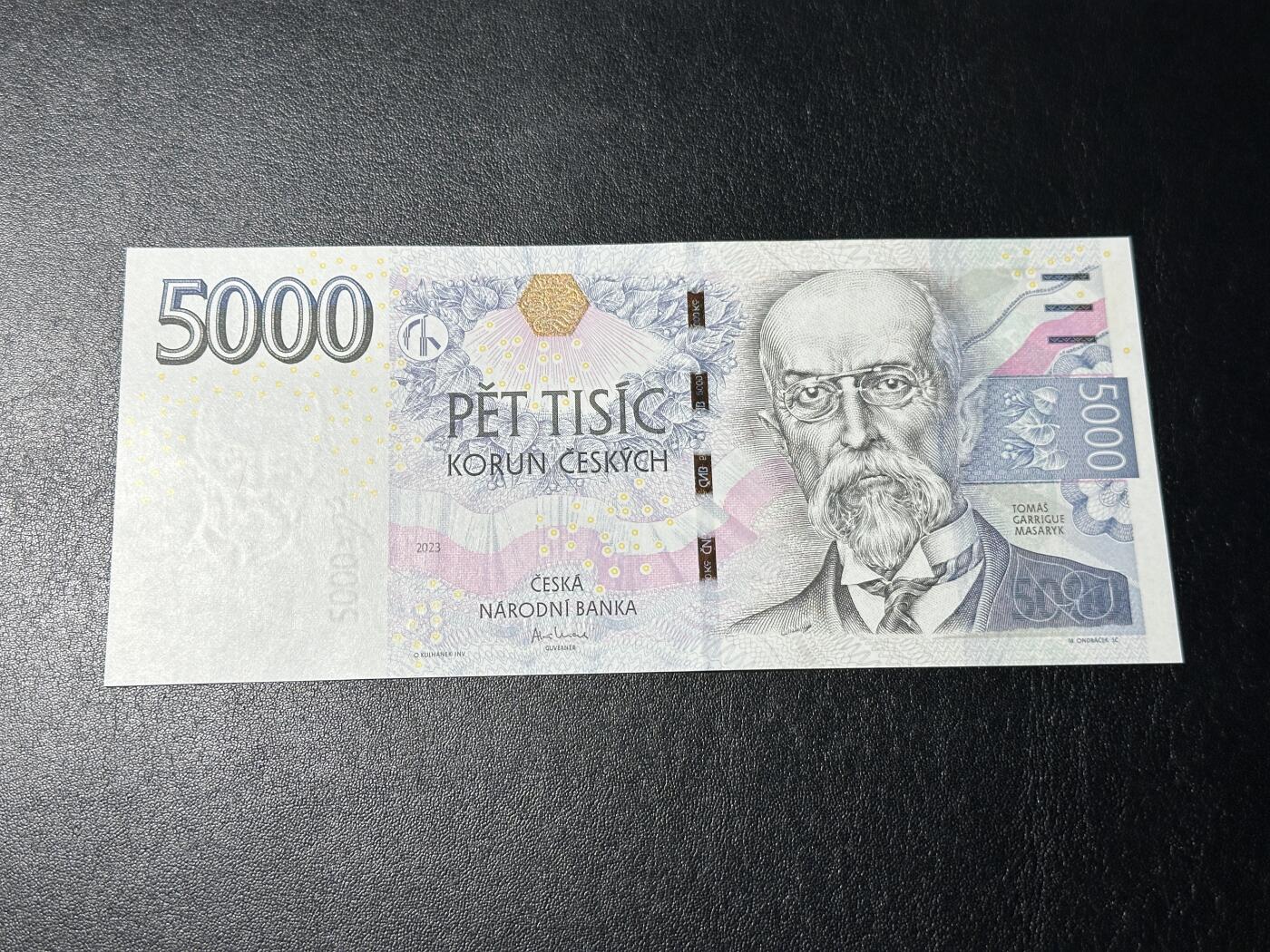 《外钞收藏家》第六百零二期（精品场）（本平台长期征集拍品、欢迎藏友们联系合作）