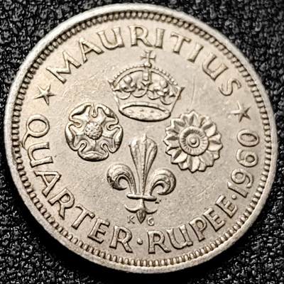 泉币菌-第168场- 精品福利场 - 女王版 英属毛里求斯 25分 1/4卢比镍铜硬币1960年 19mm3g