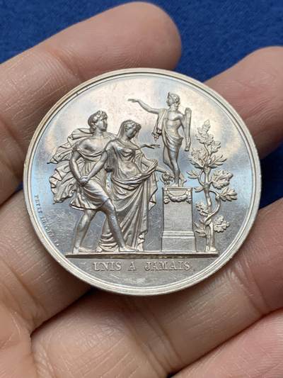 《竞宝斋》第458场 周日，周一，周二   3场连拍 （全场包邮）欢迎送拍 - 法国结婚纪念银章，23.76g，39mm，手指边铭