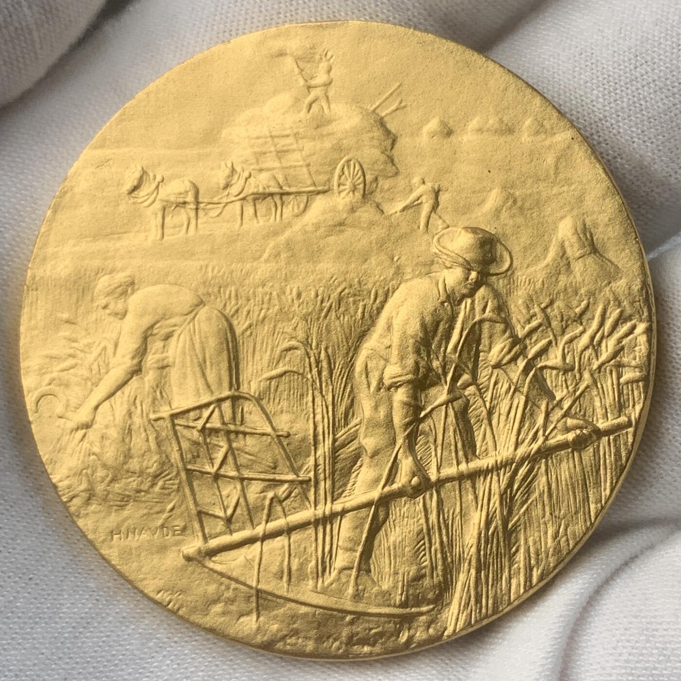掌中浮雕-藏着的欧洲第049场 法国巴黎蒙塔基农业展览会镀金铜章，50mm