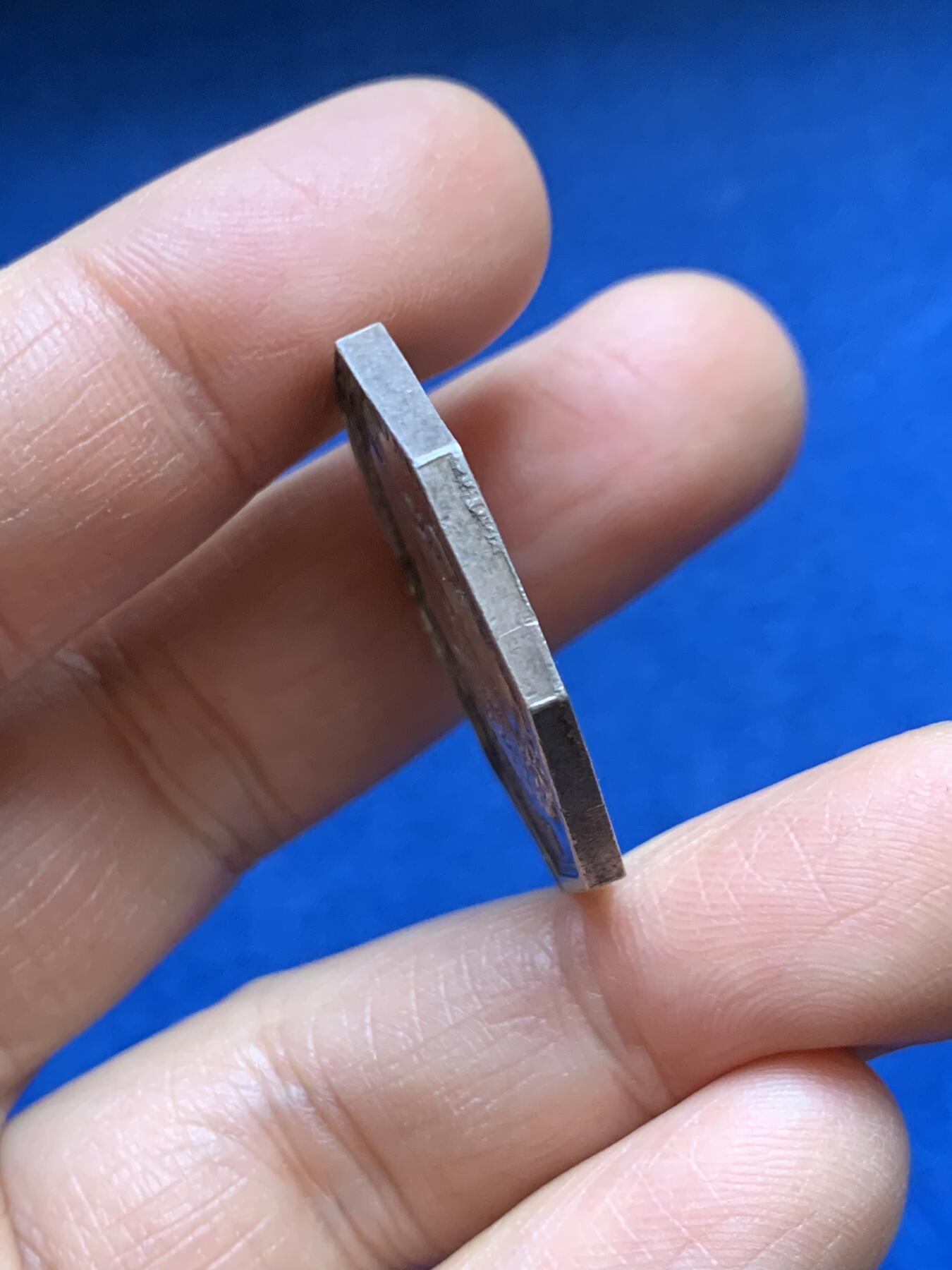 《竞宝斋》第458场 周日，周一，周二   3场连拍 （全场包邮）欢迎送拍 法国综合保险八角银质代币，13.26g，30.3mm，早期无边铭