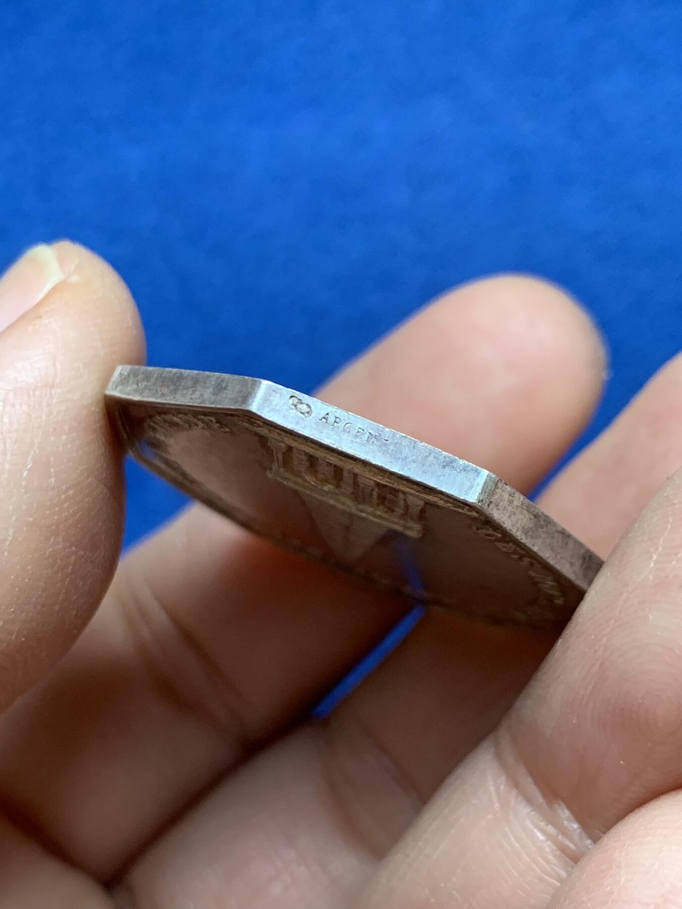 《竞宝斋》第458场 周日，周一，周二   3场连拍 （全场包邮）欢迎送拍 法国八角银章，维埃省公证人，16.20g，32.4mm，丰饶角边铭