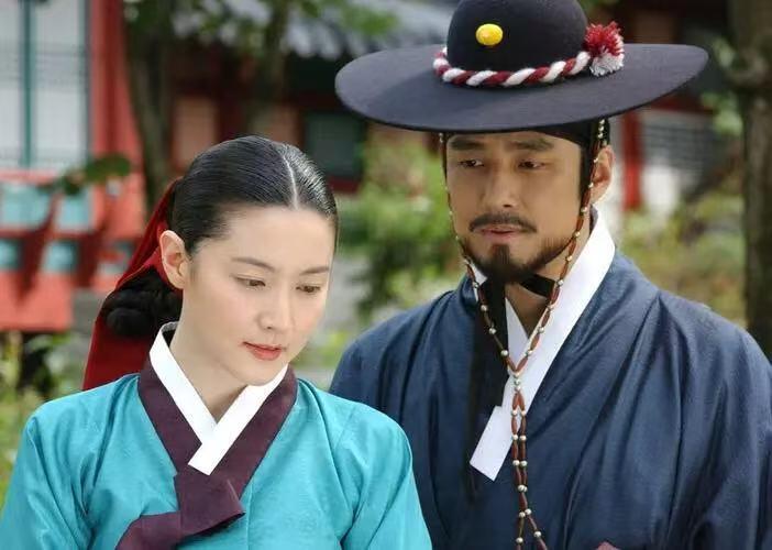 零元拍：2003最热韩剧《大长今》男主角闵政浩扮演者池珍熙亲笔签名韩国传统福袋，签于上映20周年纪念活动！