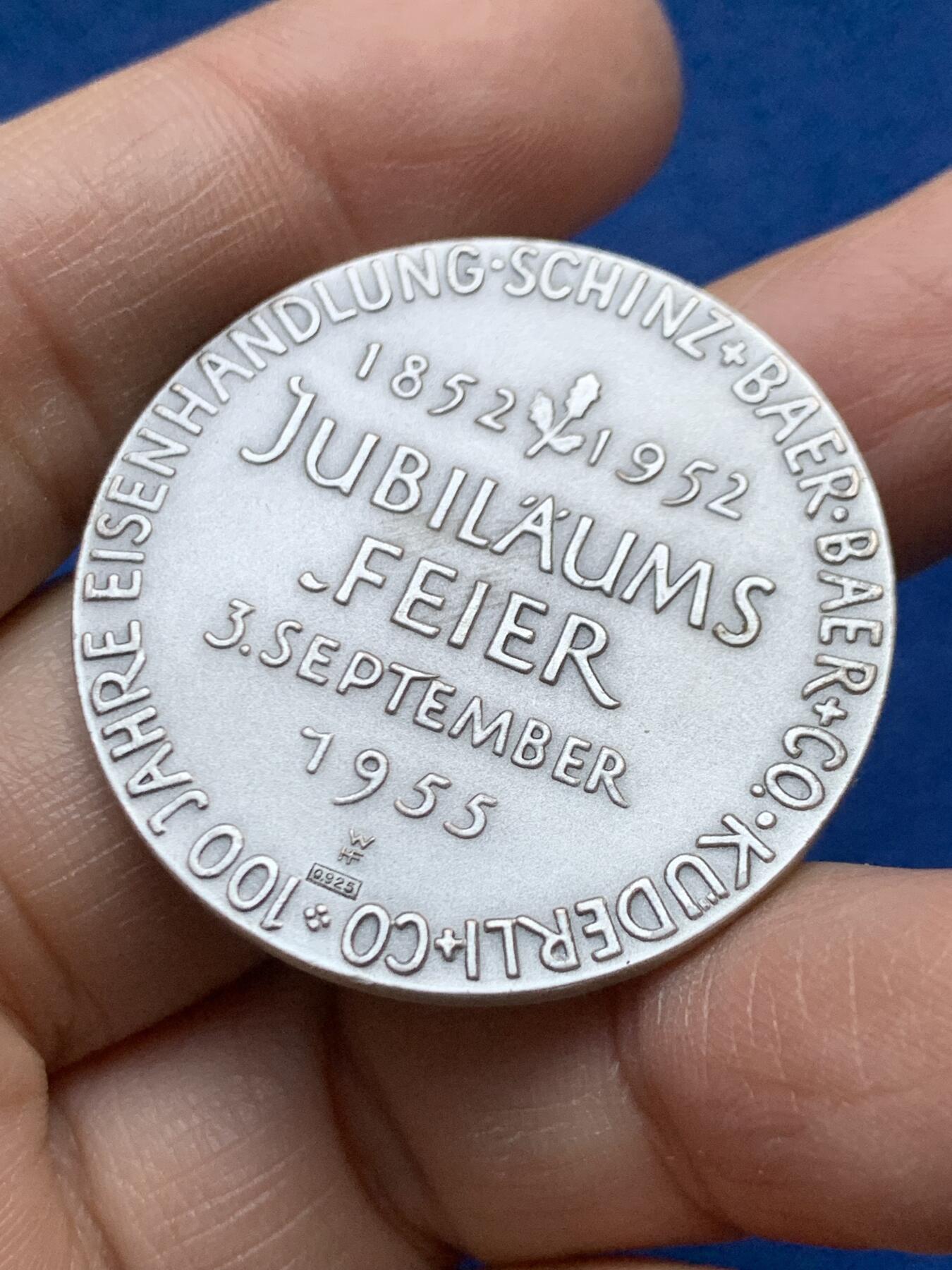 《竞宝斋》第458场 周日，周一，周二   3场连拍 （全场包邮）欢迎送拍 德国化学家威廉·库德里纪念银章，20.26克，37mm