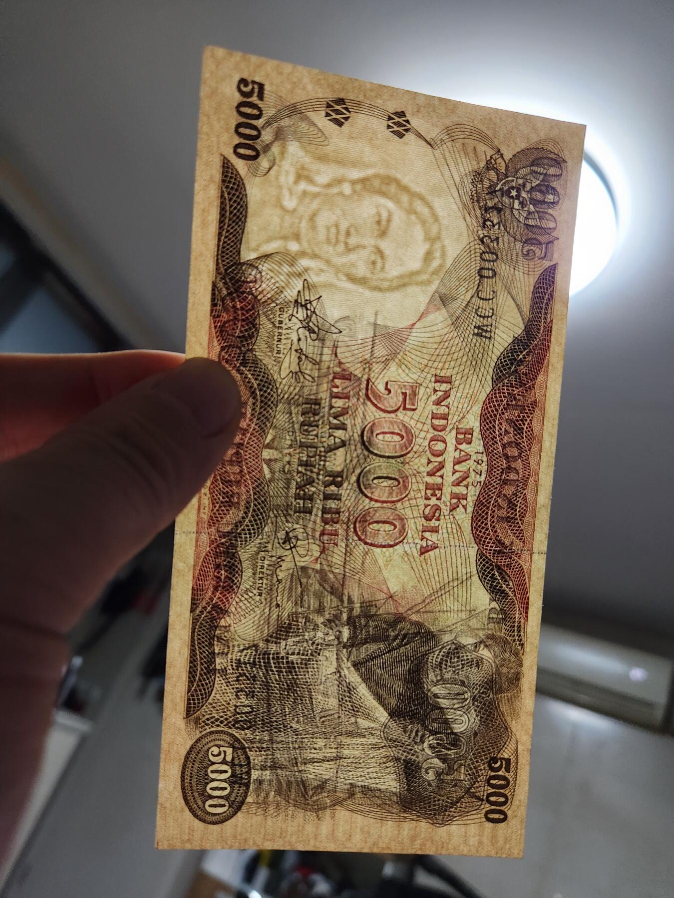 1月15号晚上8点 外国纸币自动截拍第8场