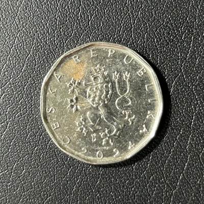 【铜匠收藏】★第136场★客户代拍 散币场，无寄存！！无佣金，30包邮。不满30元，支付5元运费。《接受代拍 代送NGC评级》 - 2024年捷克2克朗镍币