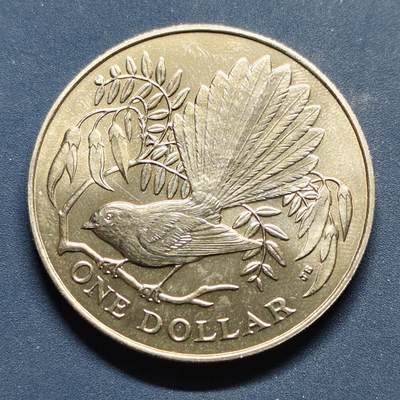 【全场包邮】纯粹捡漏拍494场 - 新西兰1980年1元本地鸟类系列扇尾鹟克朗型纪念币