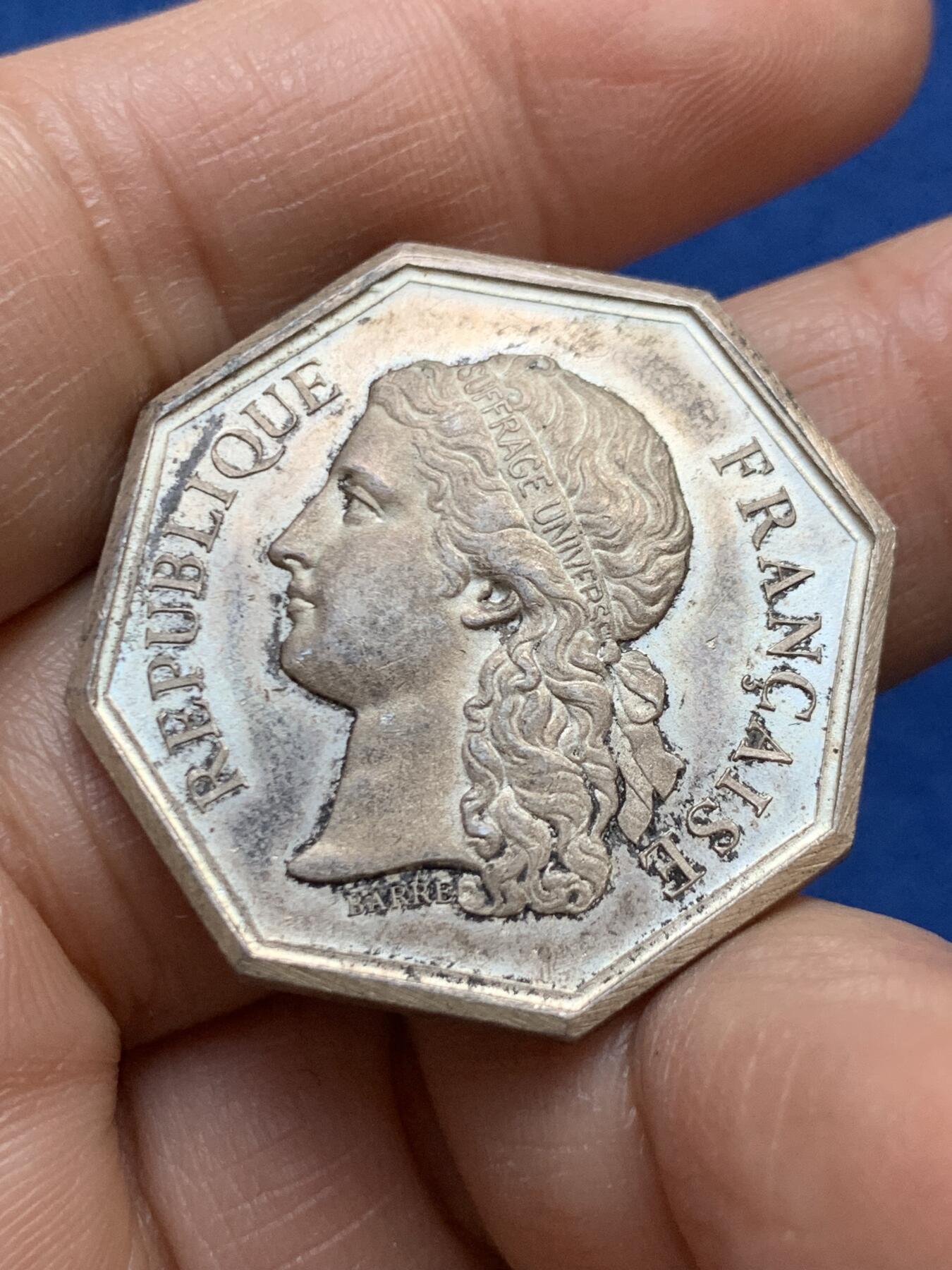 《竞宝斋》第458场 周日，周一，周二   3场连拍 （全场包邮）欢迎送拍 法国八角银质代币，克莱蒙-费朗公证人，15.87g，31.5mm，丰饶角1argent边铭