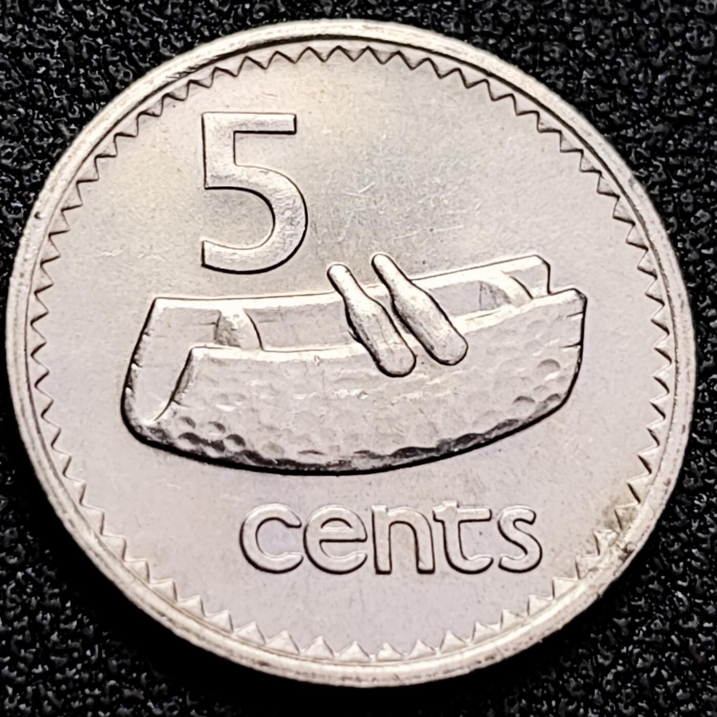 泉币菌-第168场- 精品福利场 光品 独木舟 英属斐济 5分镍铜硬币 1987年 中青年女王 19mm 