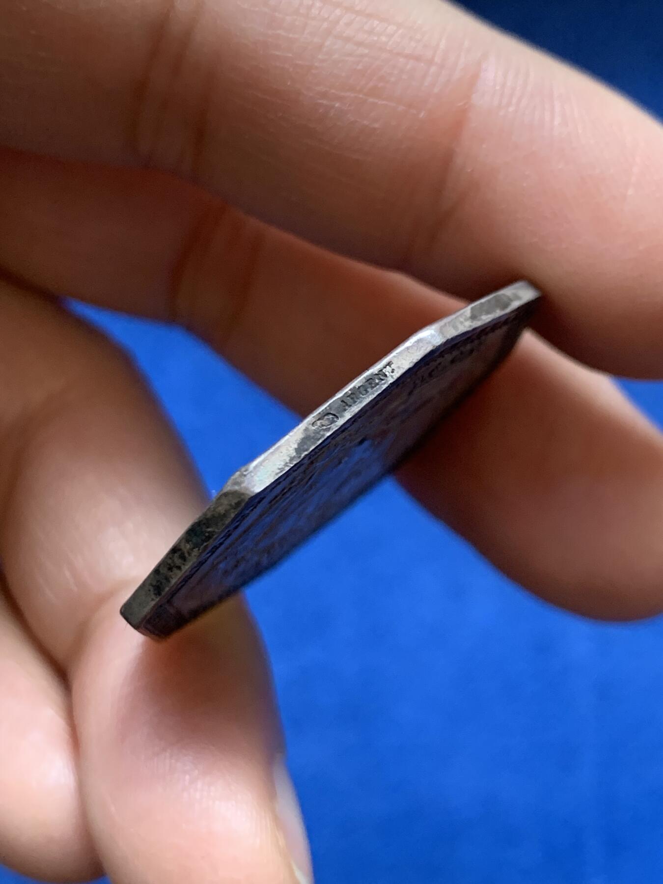 《竞宝斋》第458场 周日，周一，周二   3场连拍 （全场包邮）欢迎送拍 法国“三个小天使”皇家婚姻八角银质代币，16.35g，33.5mm，丰饶角边铭，边有轻磕