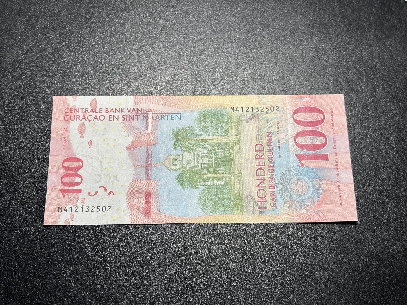 《外钞收藏家》第六百零二期（精品场）（本平台长期征集拍品、欢迎藏友们联系合作）