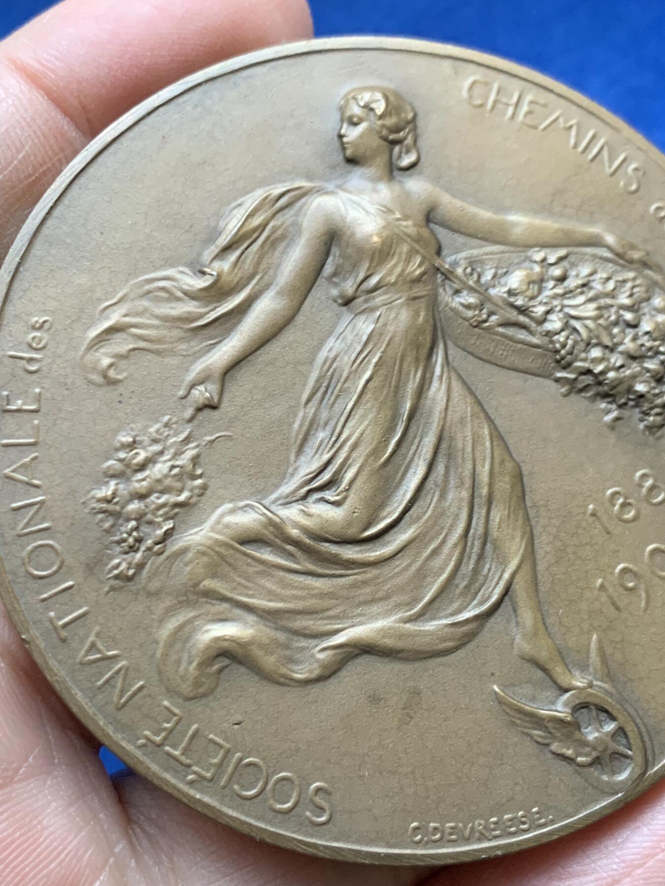 《竞宝斋》第458场 周日，周一，周二   3场连拍 （全场包邮）欢迎送拍 比利时国家地方铁路公司（SNCV）成立25周年纪念铜章，106.5g，64.1mm