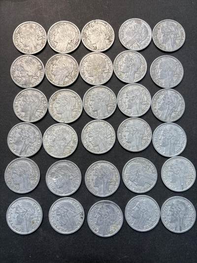 文馨钱币收藏 2026新年第三场（第 289 场）【长期接代拍品】 - 1941-1950 年法兰西第四共和国 2 法郎铝币一组 30 枚