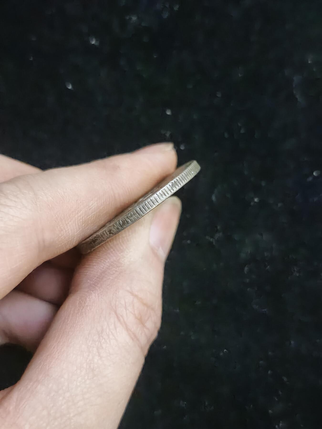 106期回流戒指饰品杂件纪念章丝路钱币专场