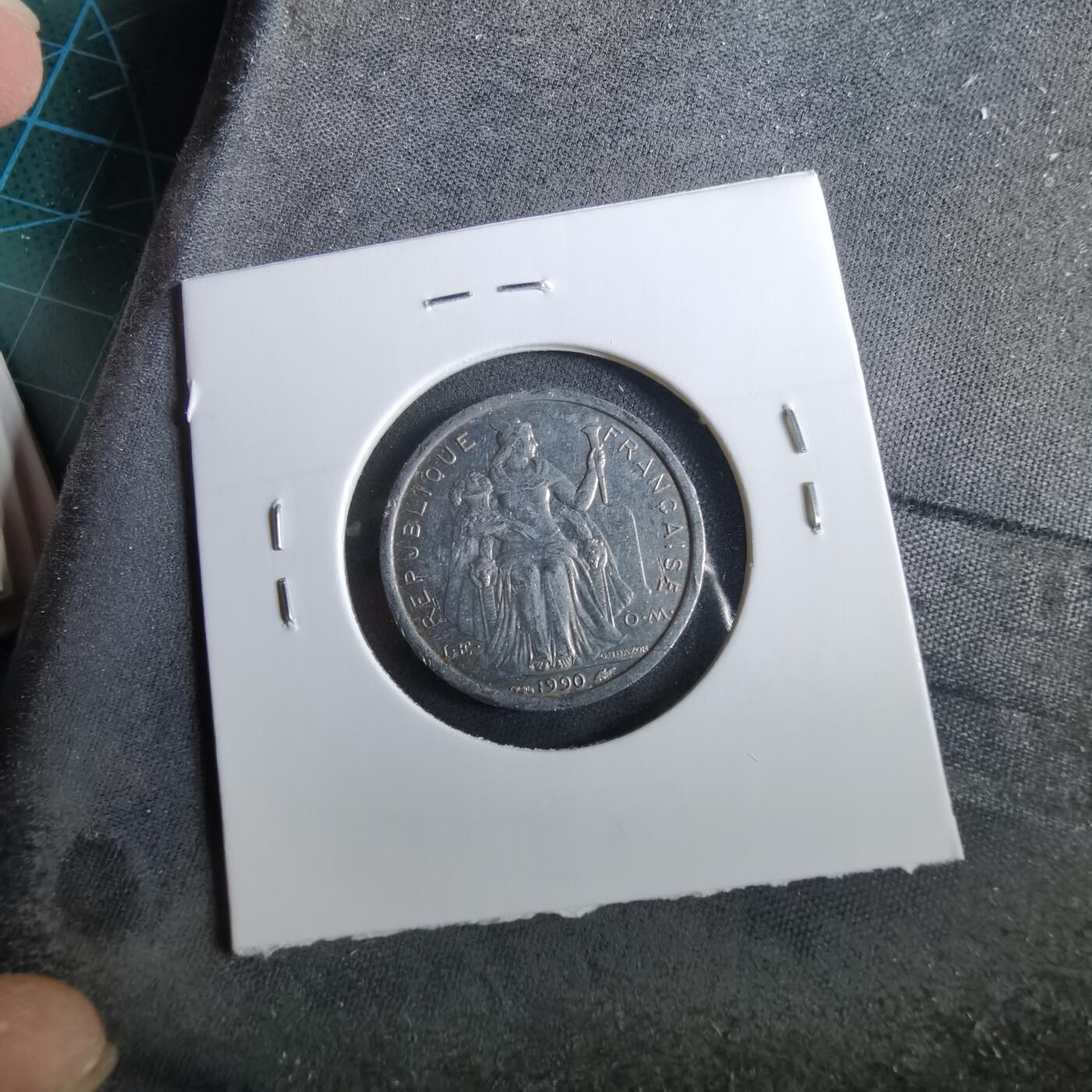 沼泽如烟--第960场 法属新喀里多尼亚1990年1法郎