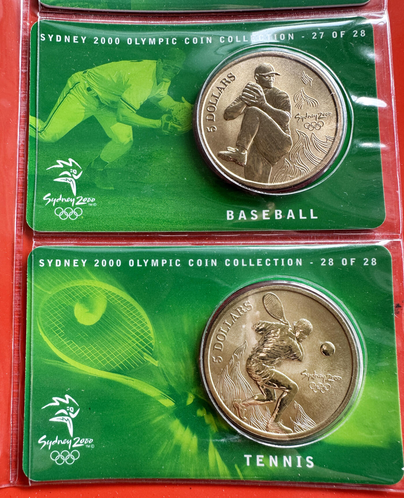 【俄甄集藏】“万象更新、马呈祥瑞”迎新春俄甄精品场-2026年(047)01-21 星期三 晚 19:30 全场包邮 澳大利亚2000年悉尼奥运会5元纪念币28枚卡装+纪念章册装29枚大全套，少见