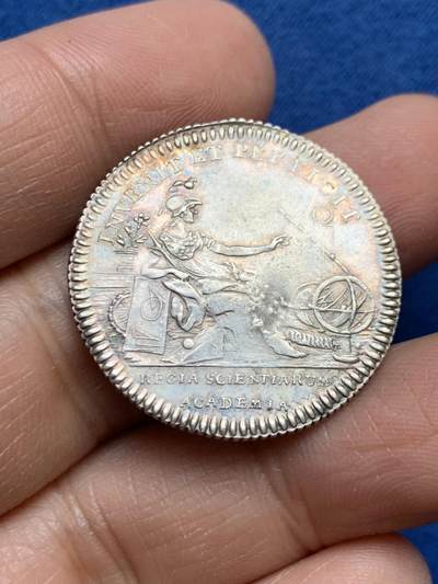 《竞宝斋》第458场 周日，周一，周二   3场连拍 （全场包邮）欢迎送拍 - 法国皇家科学院银质代币，7.84g，28.6mm