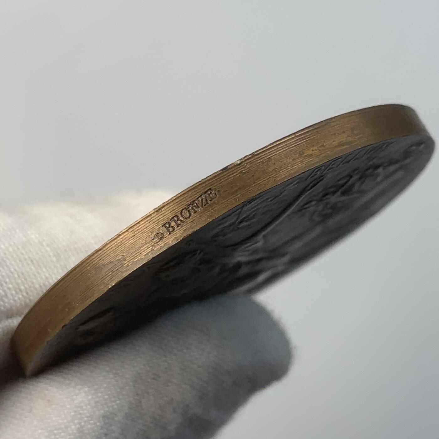 掌中浮雕-藏着的欧洲第049场 法国整军备战纪念铜章，50mm