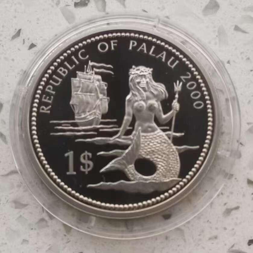 【币将精彩】世界钱币拍卖（2026-1-28） 帕劳2000年美人鱼海洋世界鱼类彩色纪念币  面值1元，铜镍合金 直径38.61毫米，精制。