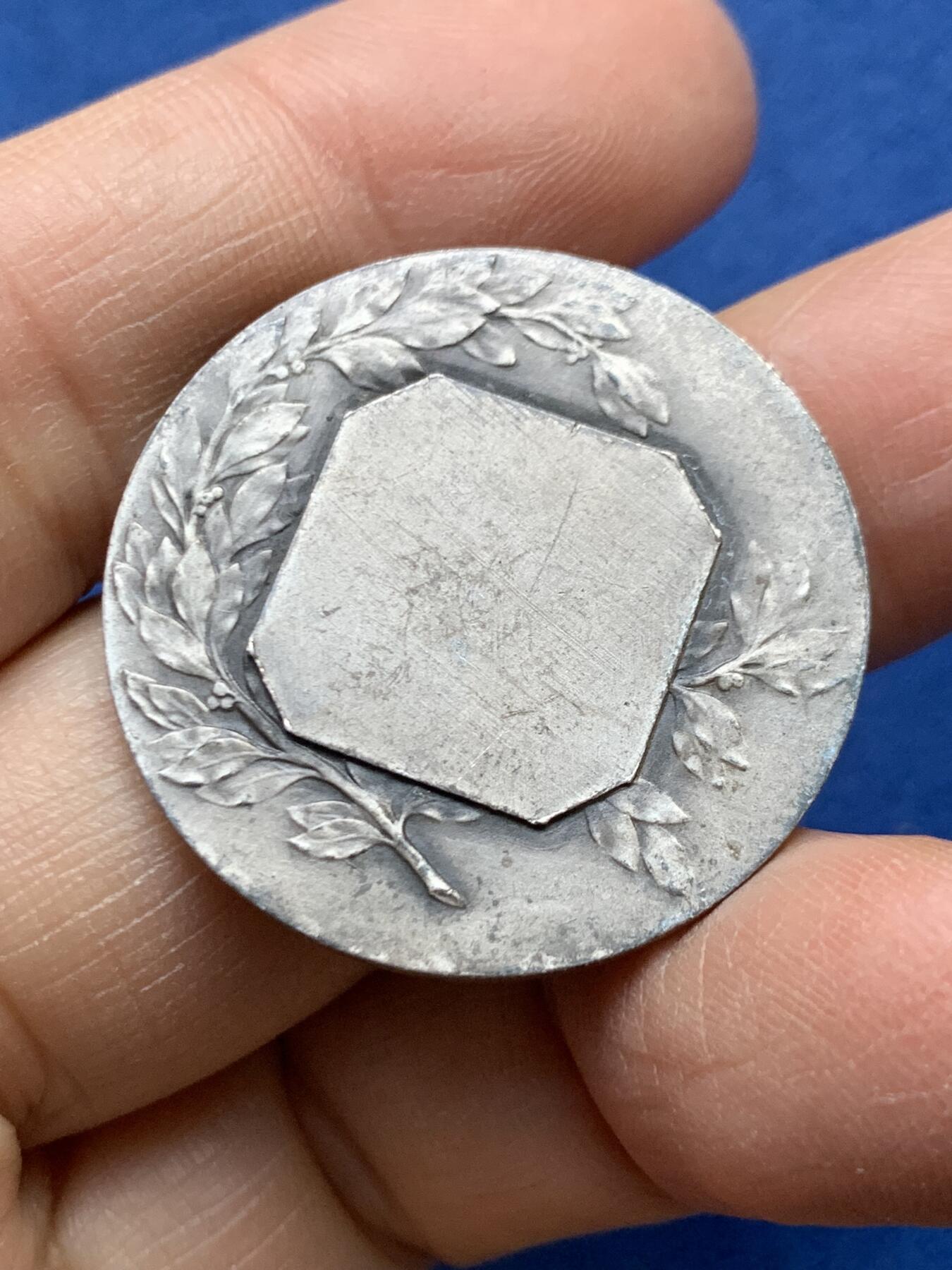 《竞宝斋》第458场 周日，周一，周二   3场连拍 （全场包邮）欢迎送拍 法国公证人银质代币，14.50g，31.5mm，丰饶角1argent边铭