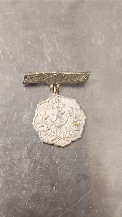 杂币场 - 日本妇人会纪念章一枚