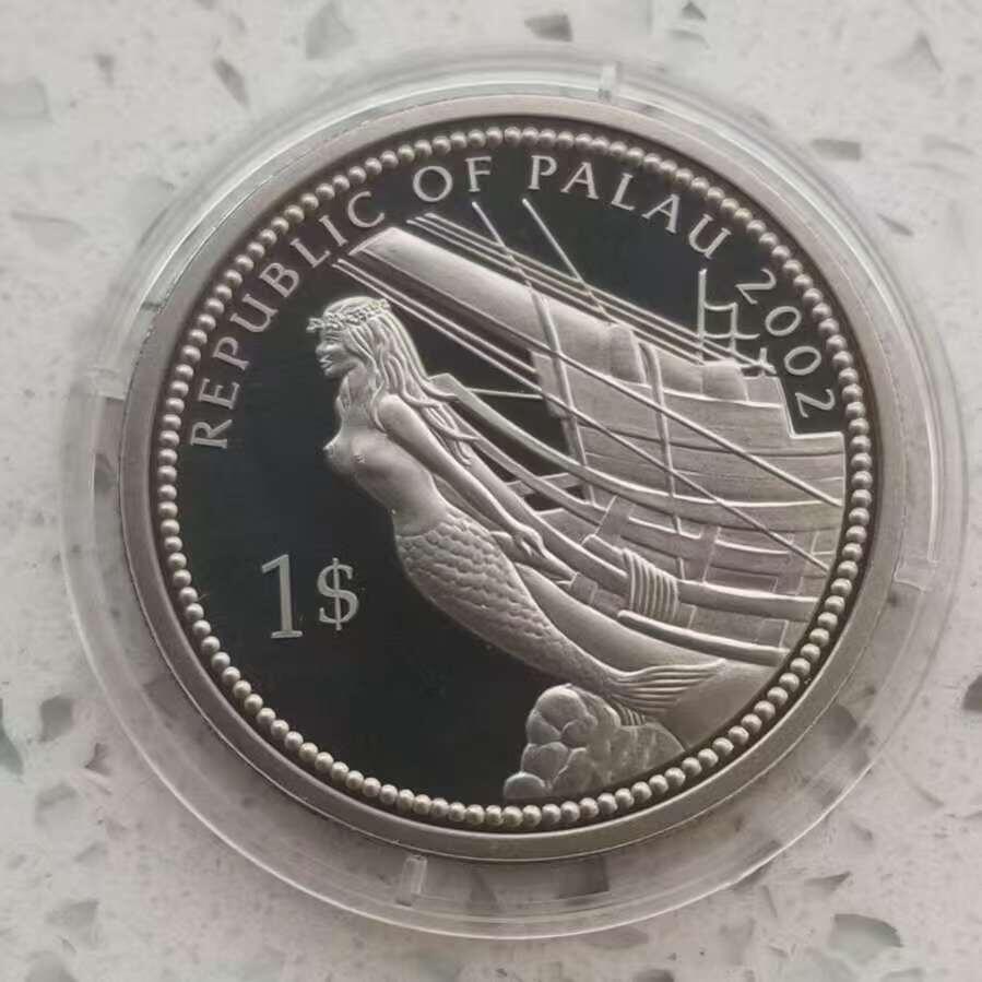 【币将精彩】世界钱币拍卖（2026-1-28） 帕劳2002年美人鱼海洋世界鱼类彩色纪念币  面值1元，铜镍合金 直径38.61毫米，精制。