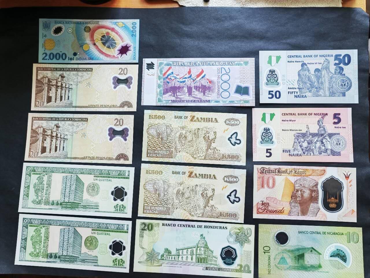 外国纸币专场260116场 多国塑料钞13张，全新品相UNC。