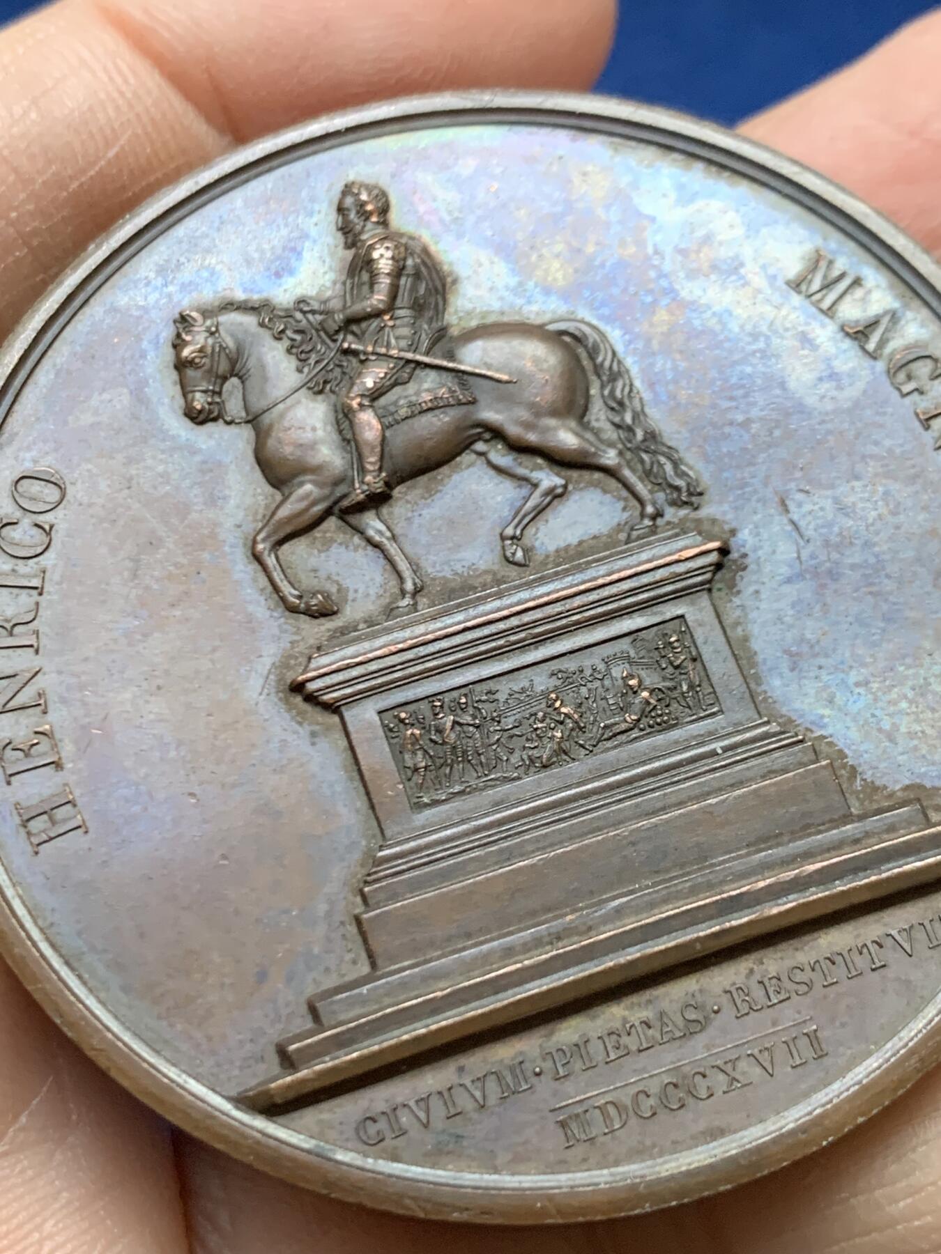 《竞宝斋》第458场 周日，周一，周二   3场连拍 （全场包邮）欢迎送拍 法国路易十八修复亨利四世雕像纪念铜章，62.7g，49.7mm，早期无边铭