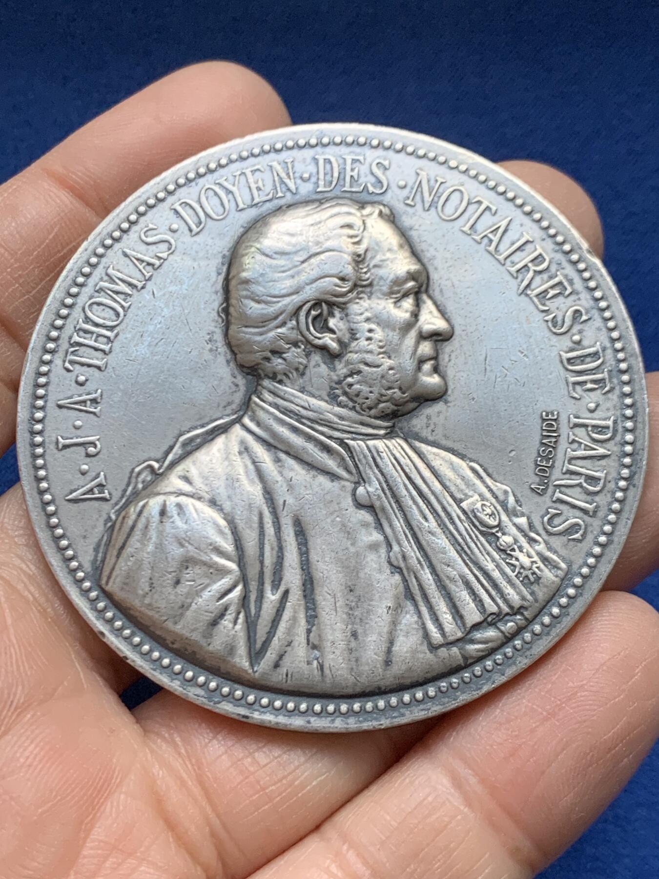 《竞宝斋》第458场 周日，周一，周二   3场连拍 （全场包邮）欢迎送拍 法国巴黎公证人银章，公证处处长托马斯肖像，84.4g，58.6mm，丰饶角边铭