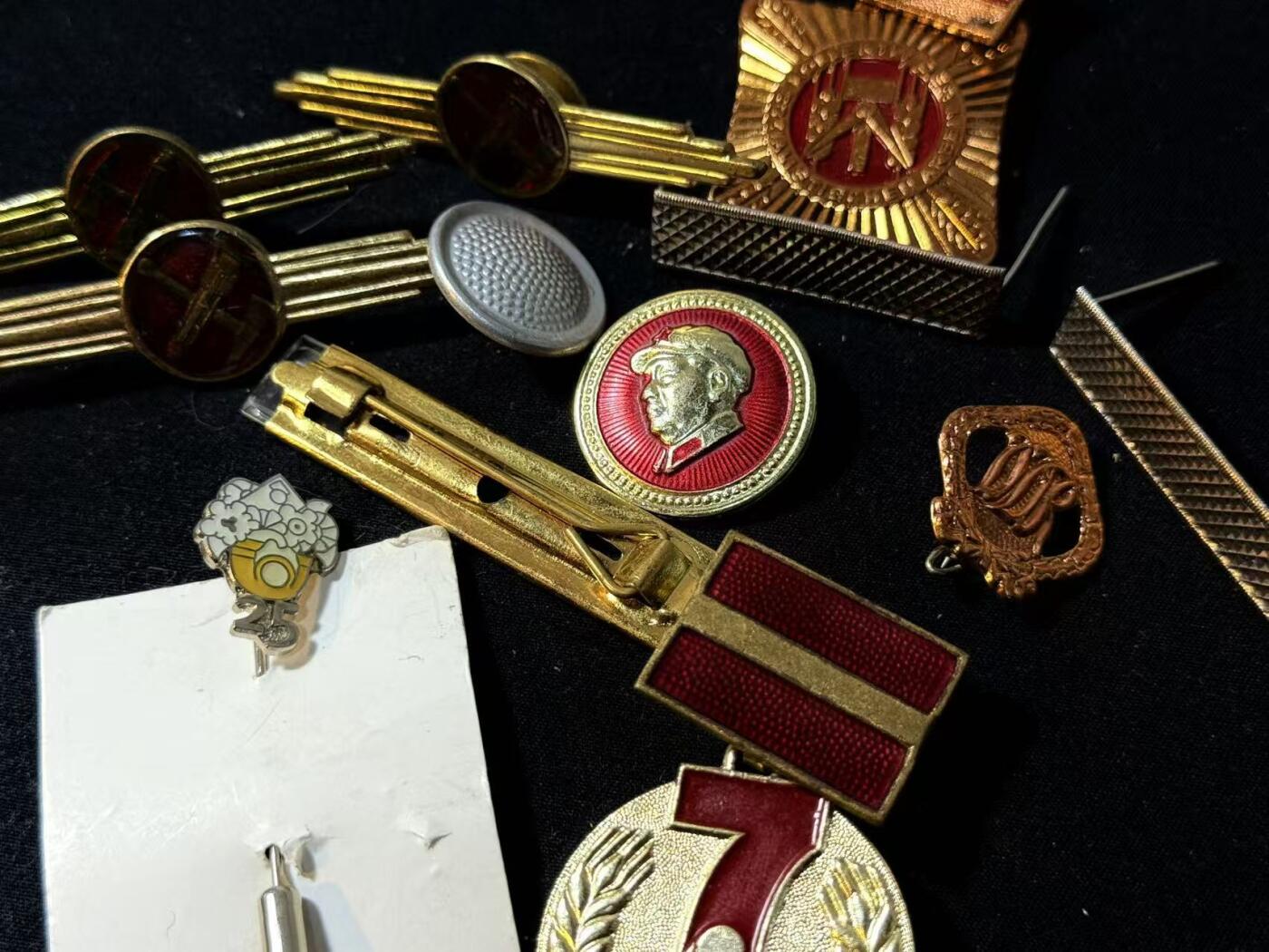 罗岚⭐爱藏⭐甄选专拍第四场-分享拍场赚佣（实体经营） 民主德国勋赏一组（珐琅集体劳动 建设计划模范奖章）