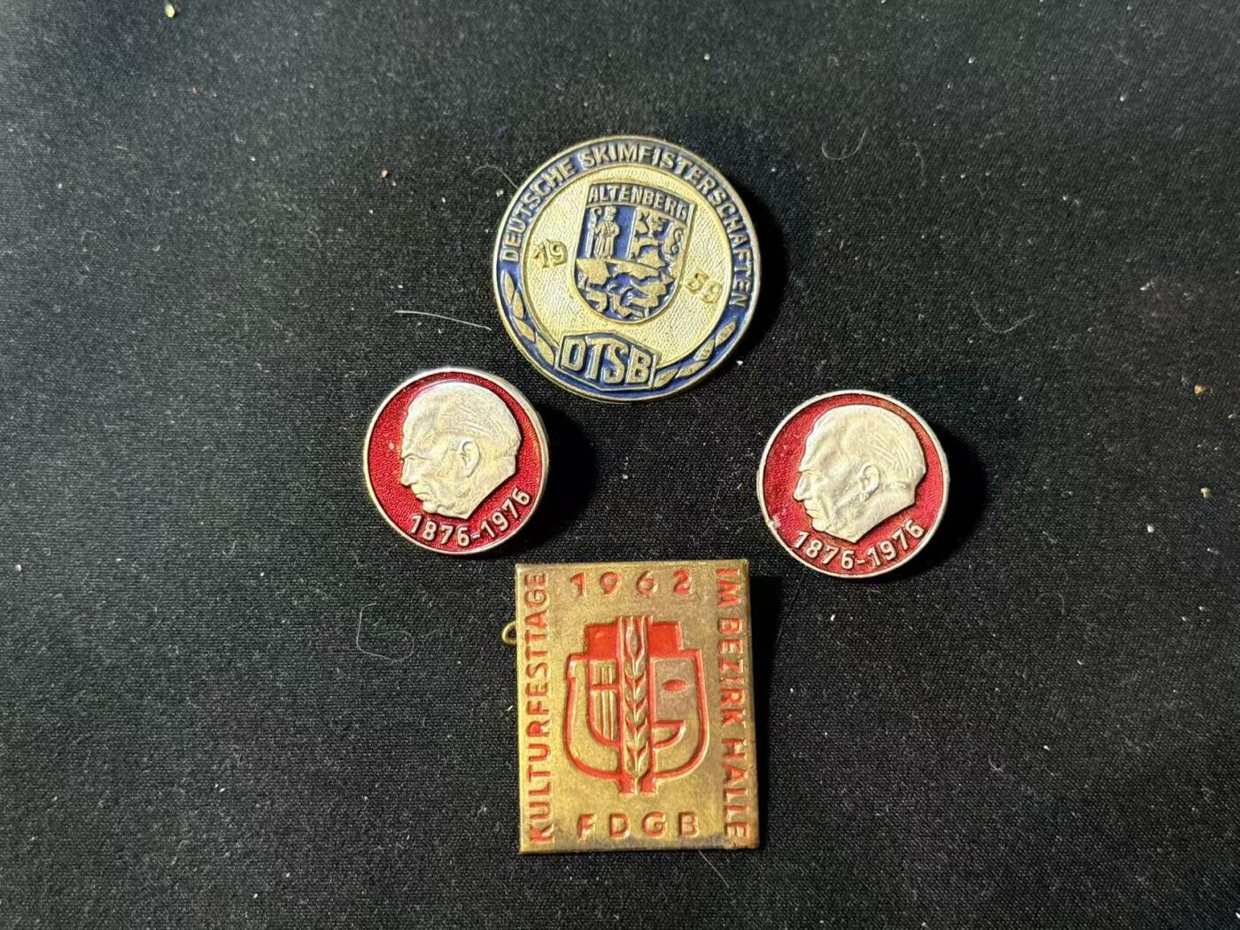 罗岚⭐爱藏⭐甄选专拍第四场-分享拍场赚佣（实体经营） 民主德国勋赏一组（威廉·李卜克内西诞辰100周年  工会哈勒地区代表铜证章）