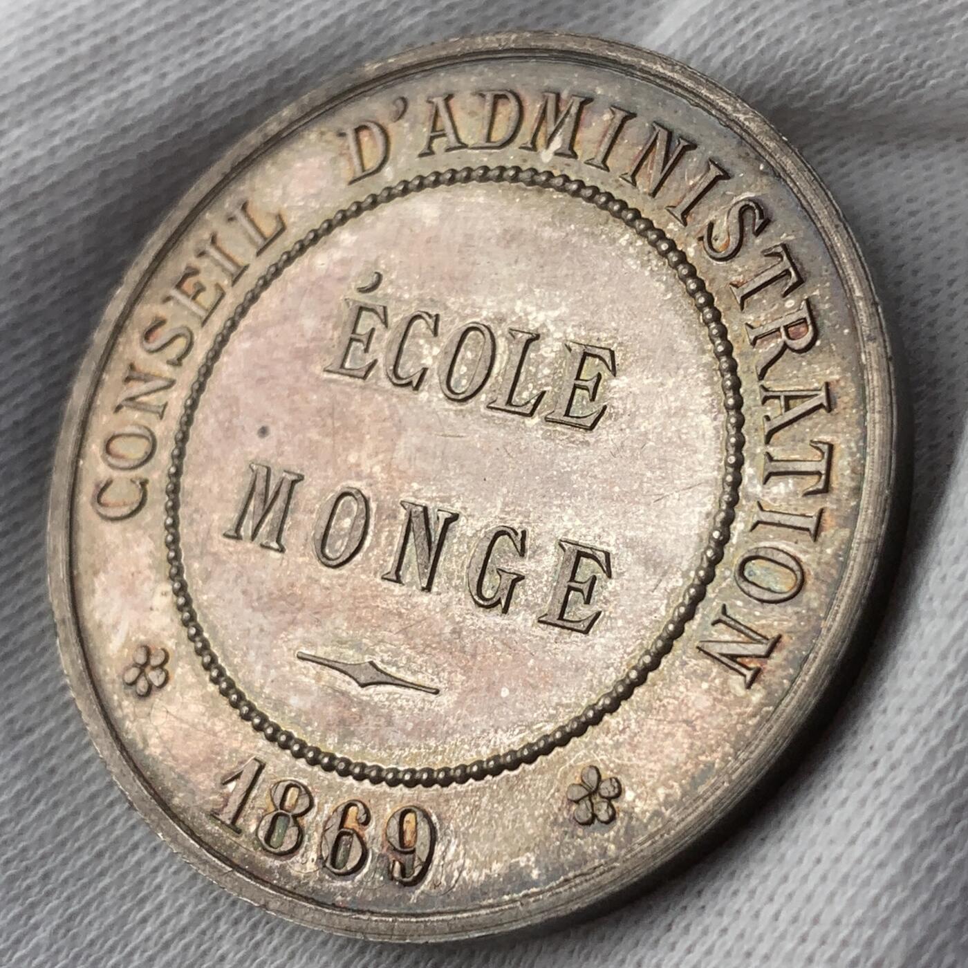 掌中浮雕-藏着的欧洲第049场