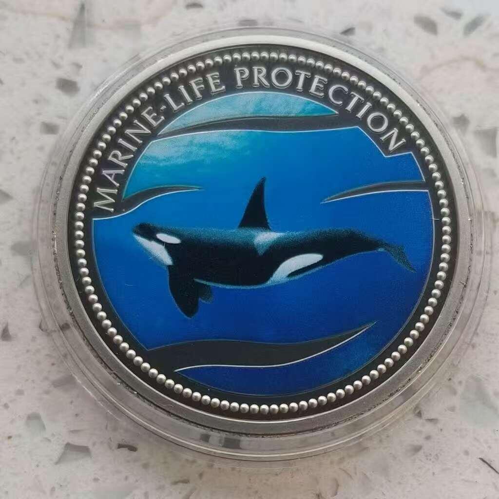 【币将精彩】世界钱币拍卖（2026-1-28） 帕劳2003年美人鱼海洋世界鲸鱼彩色纪念币  面值1元，铜镍合金 直径38.61毫米，精制。