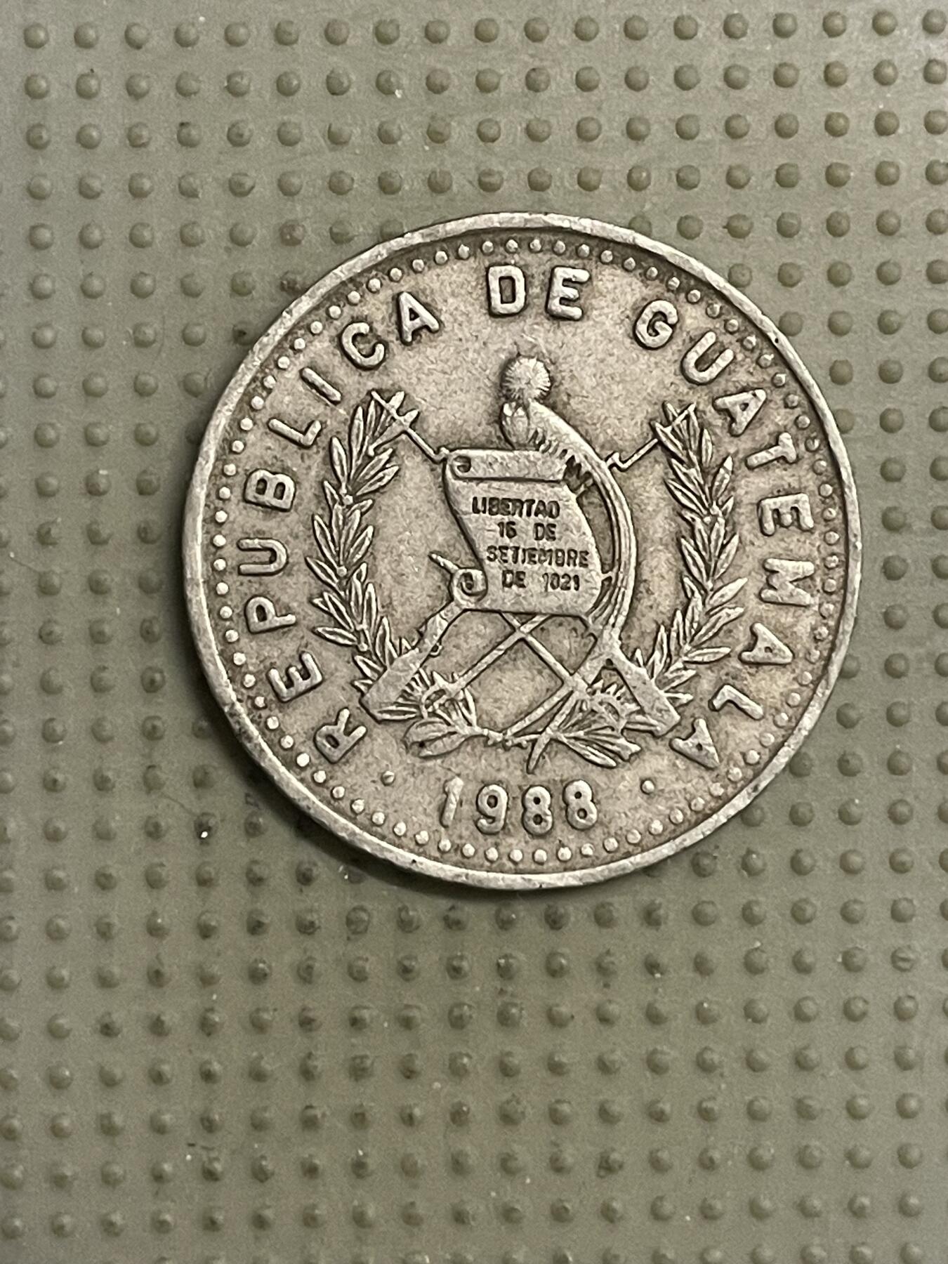 2026年第11场各国散币拍卖（总第161场）16.17两天外出，18号可以发货 危地马拉1988年25分